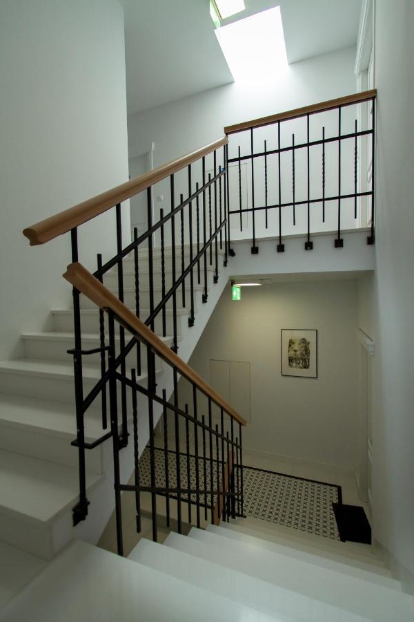 Nowy Apartment Przy Placu Szembeka Warschau Exterior foto